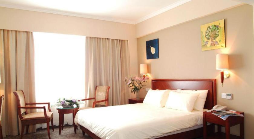 Greentree West Railway Station North Square Hotel Peking (Beijing)