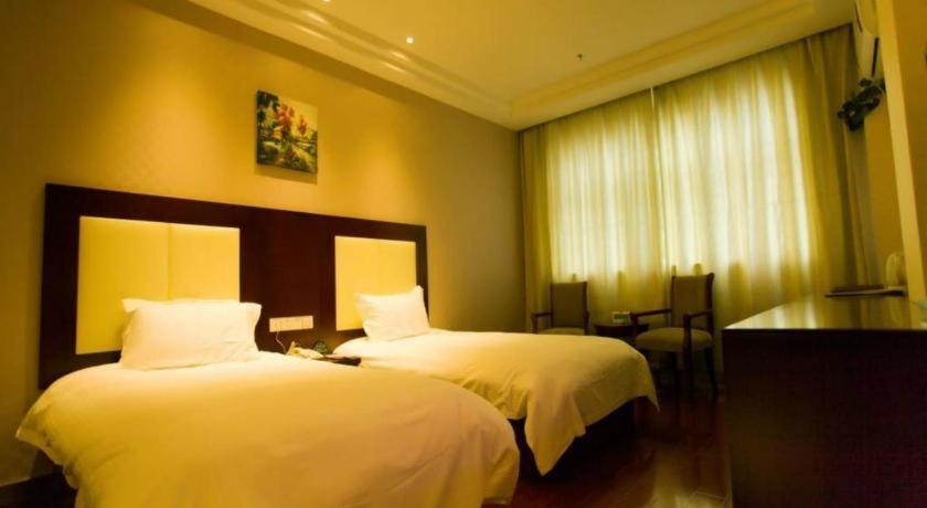 Greentree West Railway Station North Square Hotel Peking (Beijing)