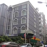 Greentree Inn West Railway Station North Square Hotel